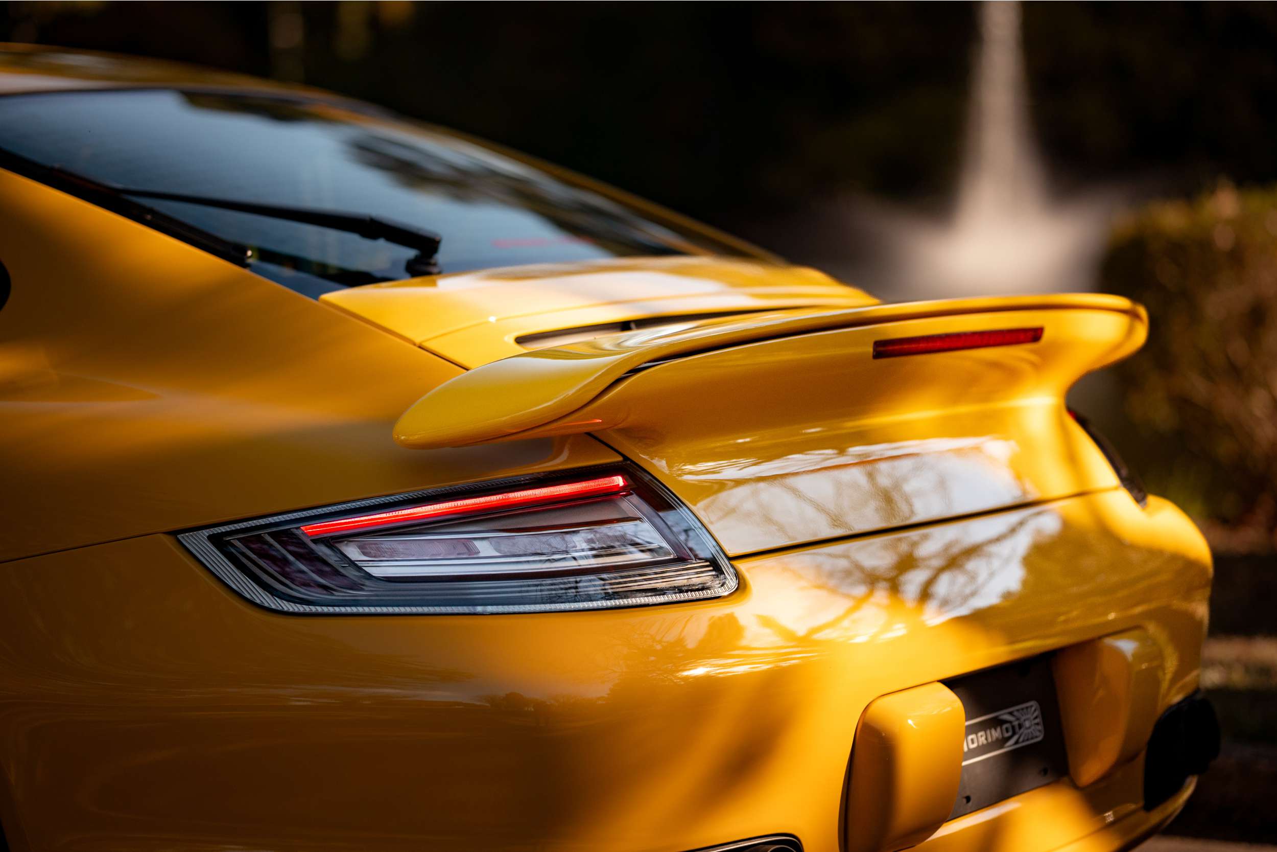 05-08 Porsche 997 Heads and Smoked Tails OEM Bi-Xenon-2