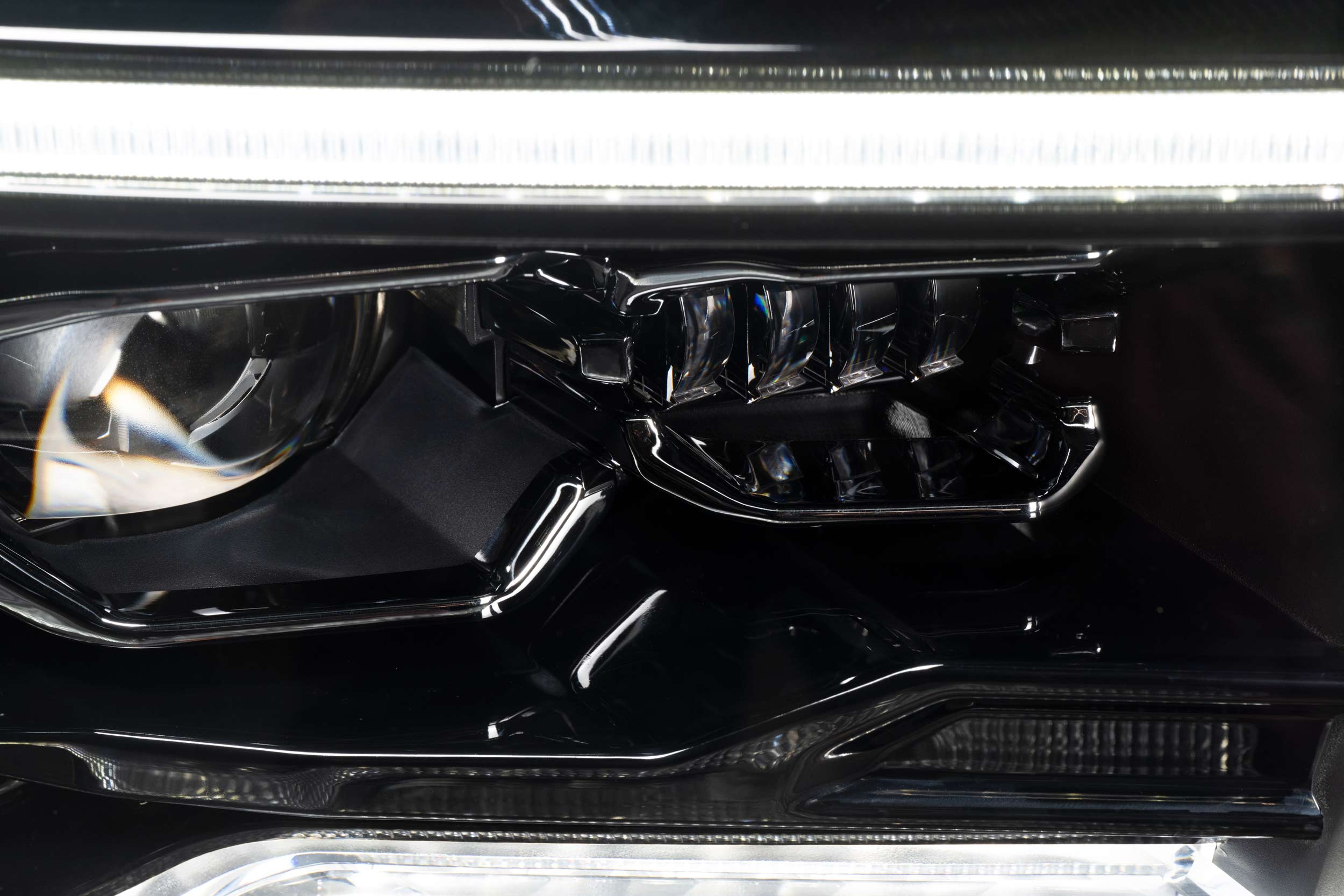 09-18 Dodge Ram: Morimoto XRGB Evo Headlights-5