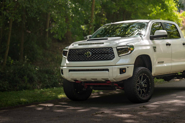 14-21 Tundra White DRL Heads and Red Tails-3