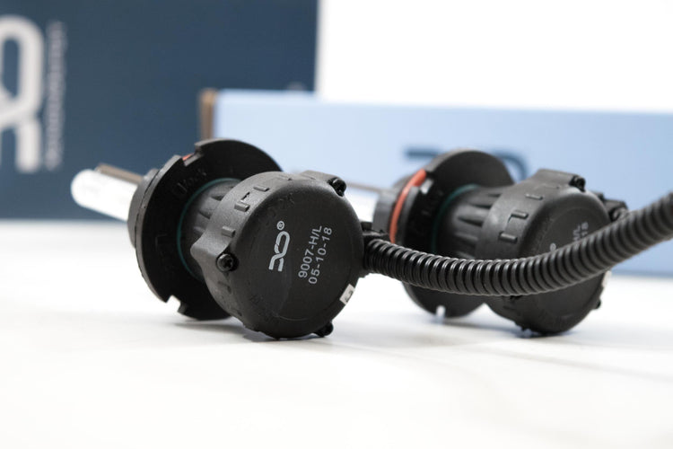 9004/9007 Bi-Xenon: XTR HID Bulbs (Pair)-3