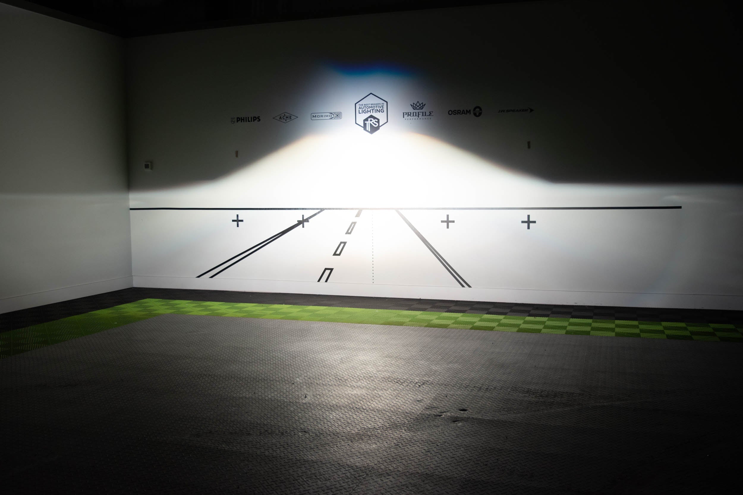 Bi-Xenon: Morimoto Micro D2S 5.0 (2.5in) (LHD)-2