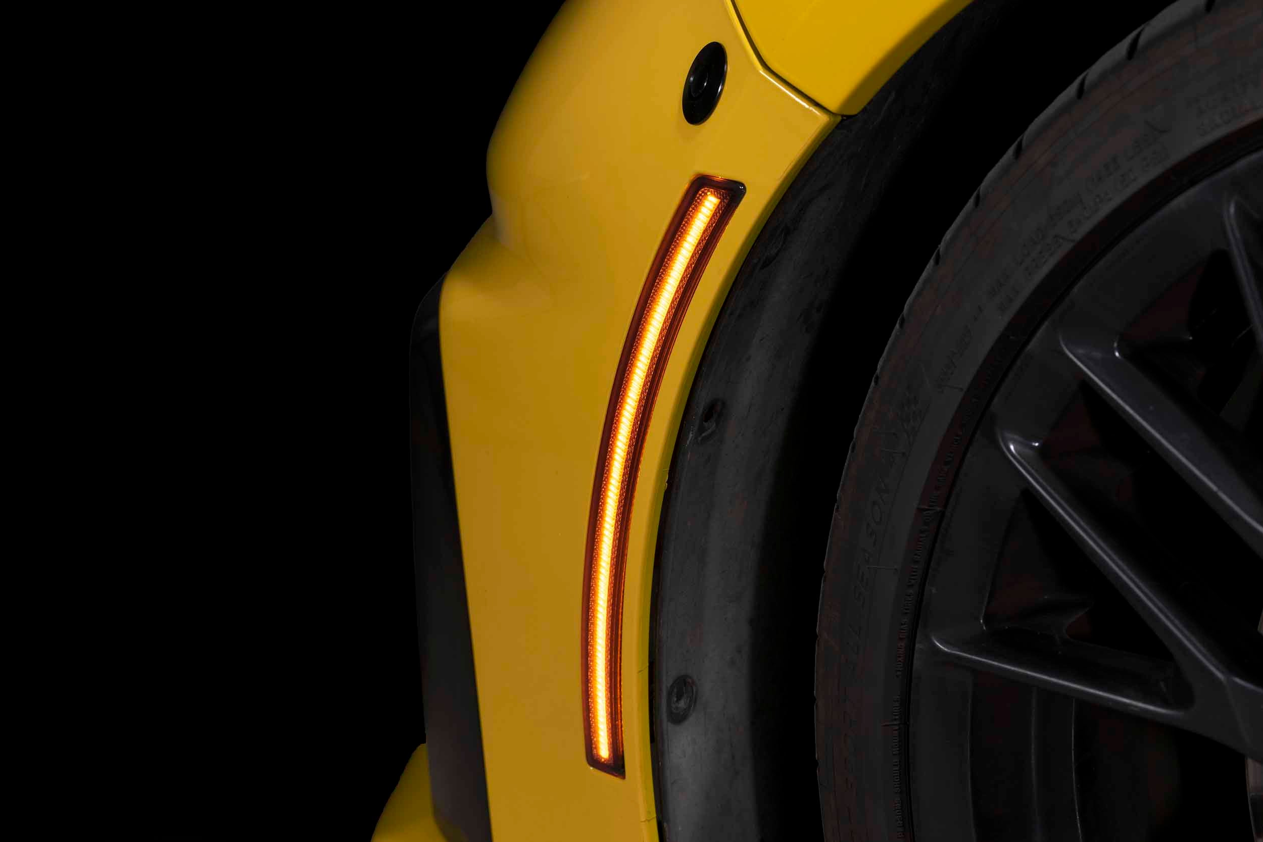 Chevrolet corvette C7 (14-19): XB LED Side Markers (Front/ Amber)-6