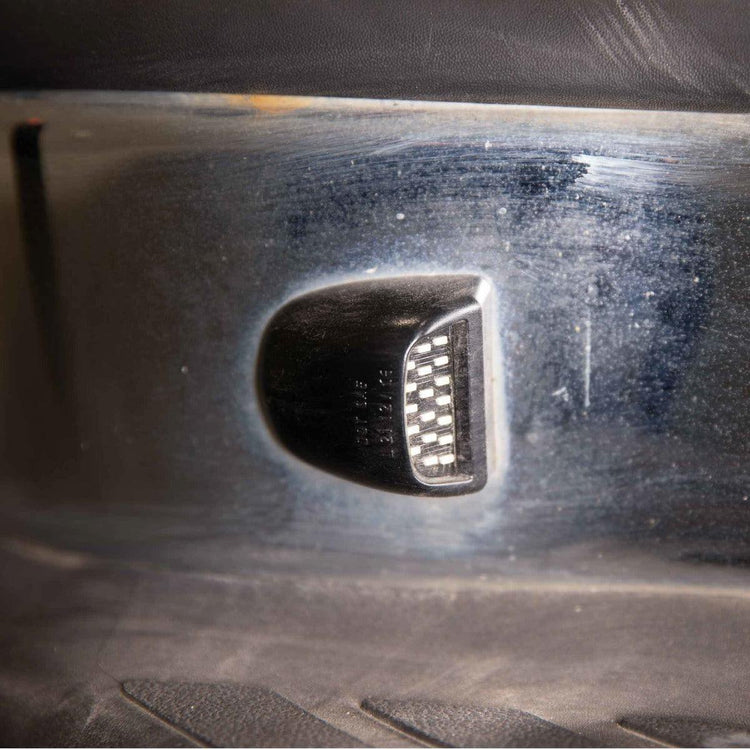 Form Lighting 1999-2013 Chevrolet Silverado LED License Plate Lights (pair)-3