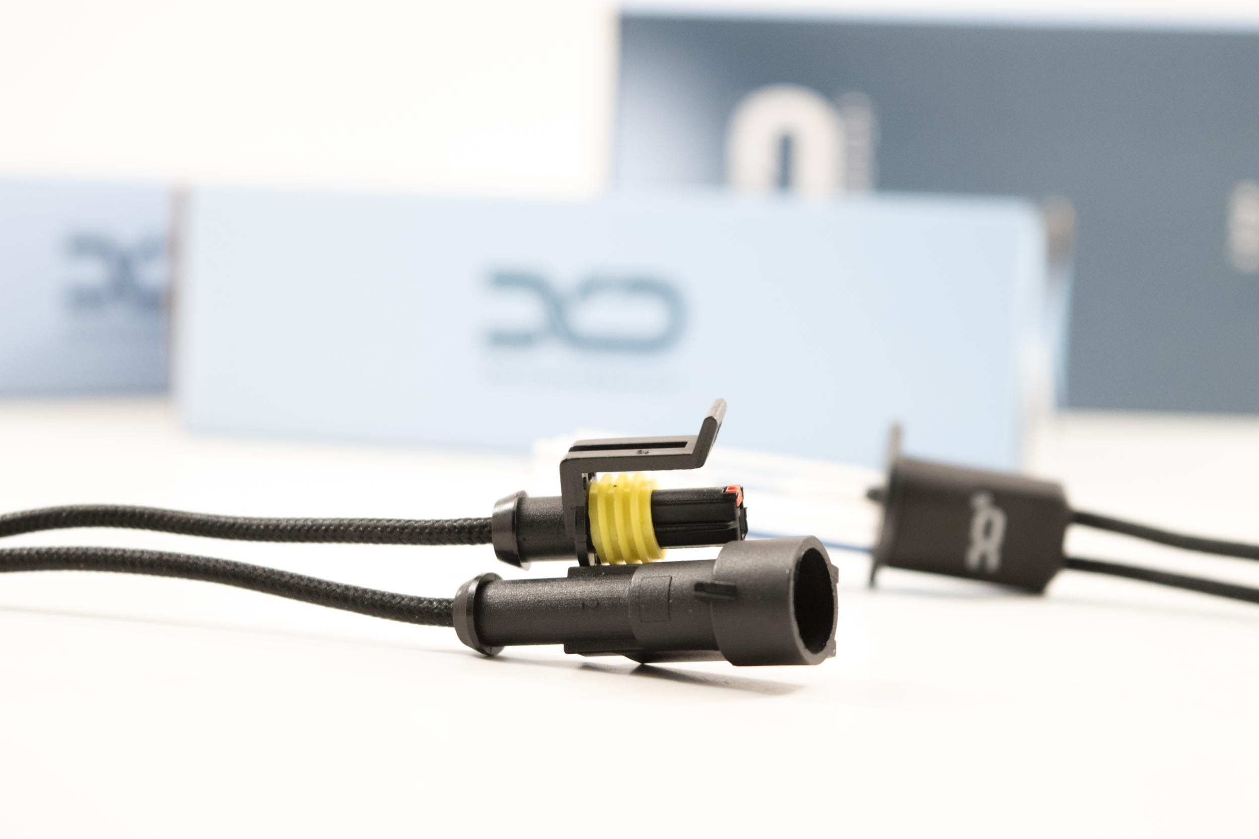 H1: XTR HID Bulbs (Pair)-3