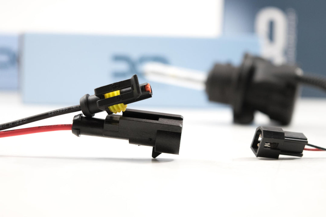 H13/9008 Bi-Xenon: XTR HID Bulbs (Pair)-2