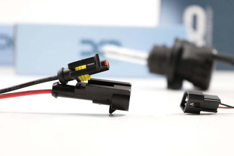 H13/9008 Bi-Xenon: XTR HID Bulbs (Pair)-2