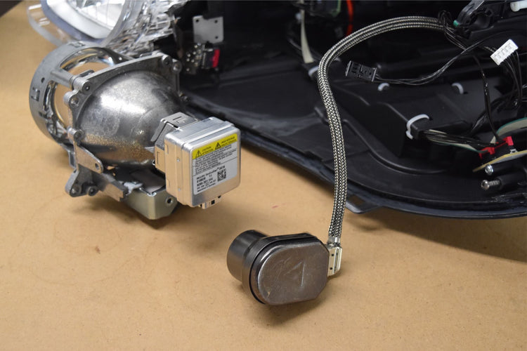 Igniter Adapter: D1S to D2S-2