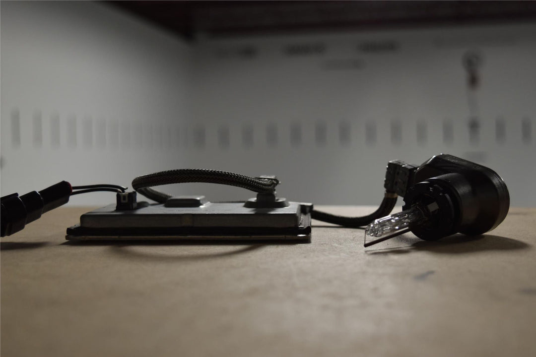 Igniter Adapter: D1S to D2S-3