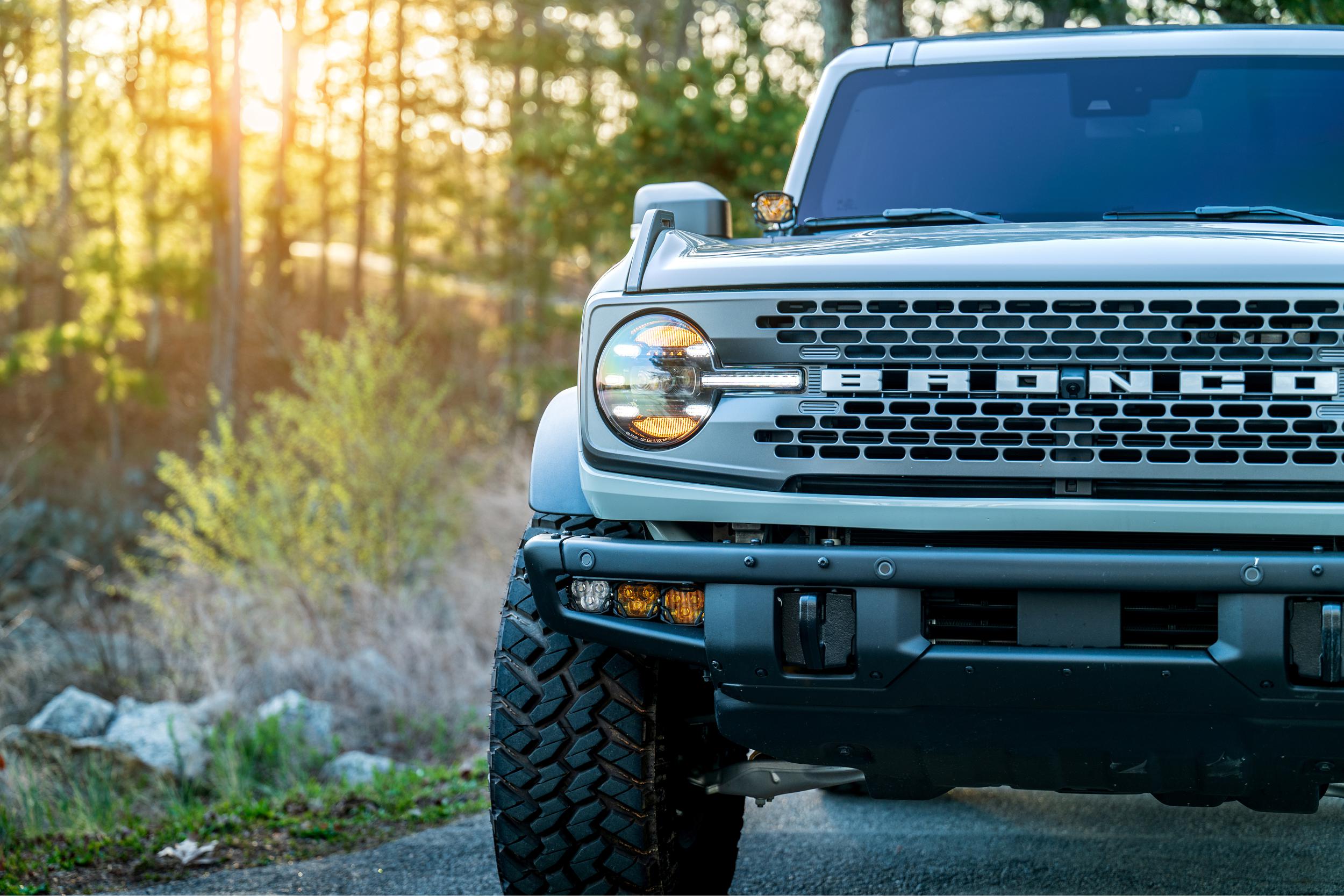 Morimoto 4Banger Triple Fog Kit: Bronco 2021+ (Brackets only / Pair)-8