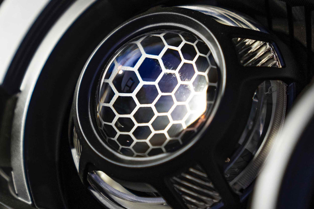 Panamera 2.0 (Black) (White/Amber LED Switchback)-2