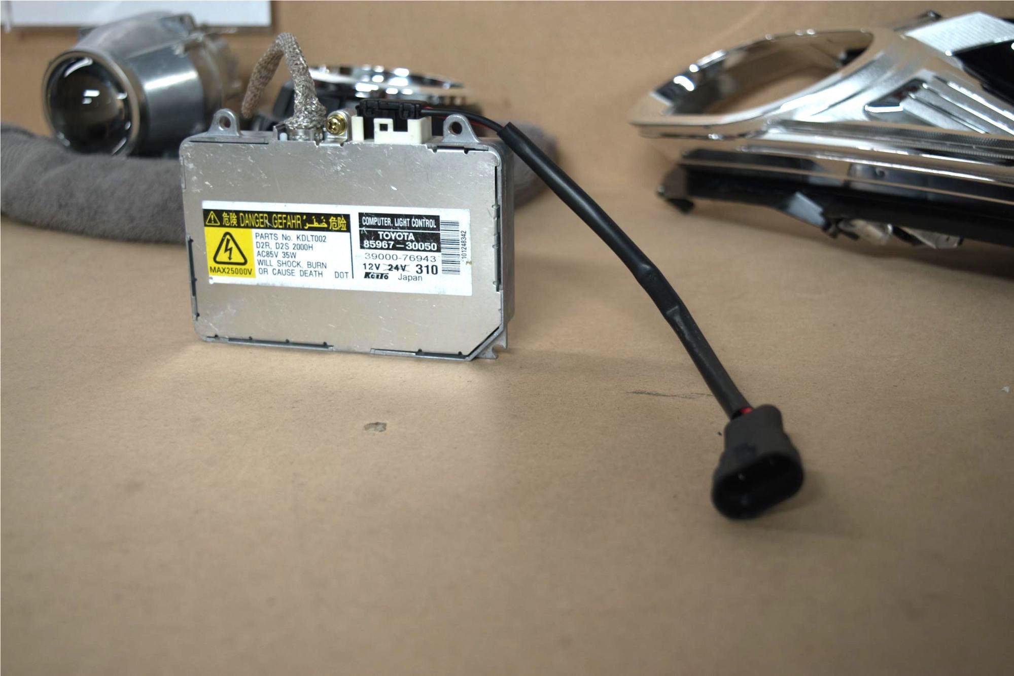 Pigtail: Denso D2 Ballast Input (Single)-2