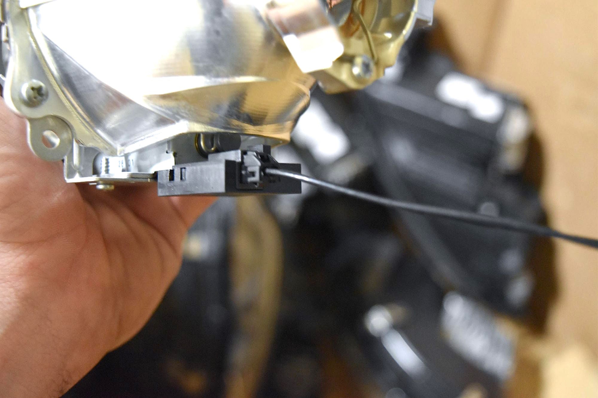 Pigtail: Koito Bi-xenon Solenoid Input (Single)-3