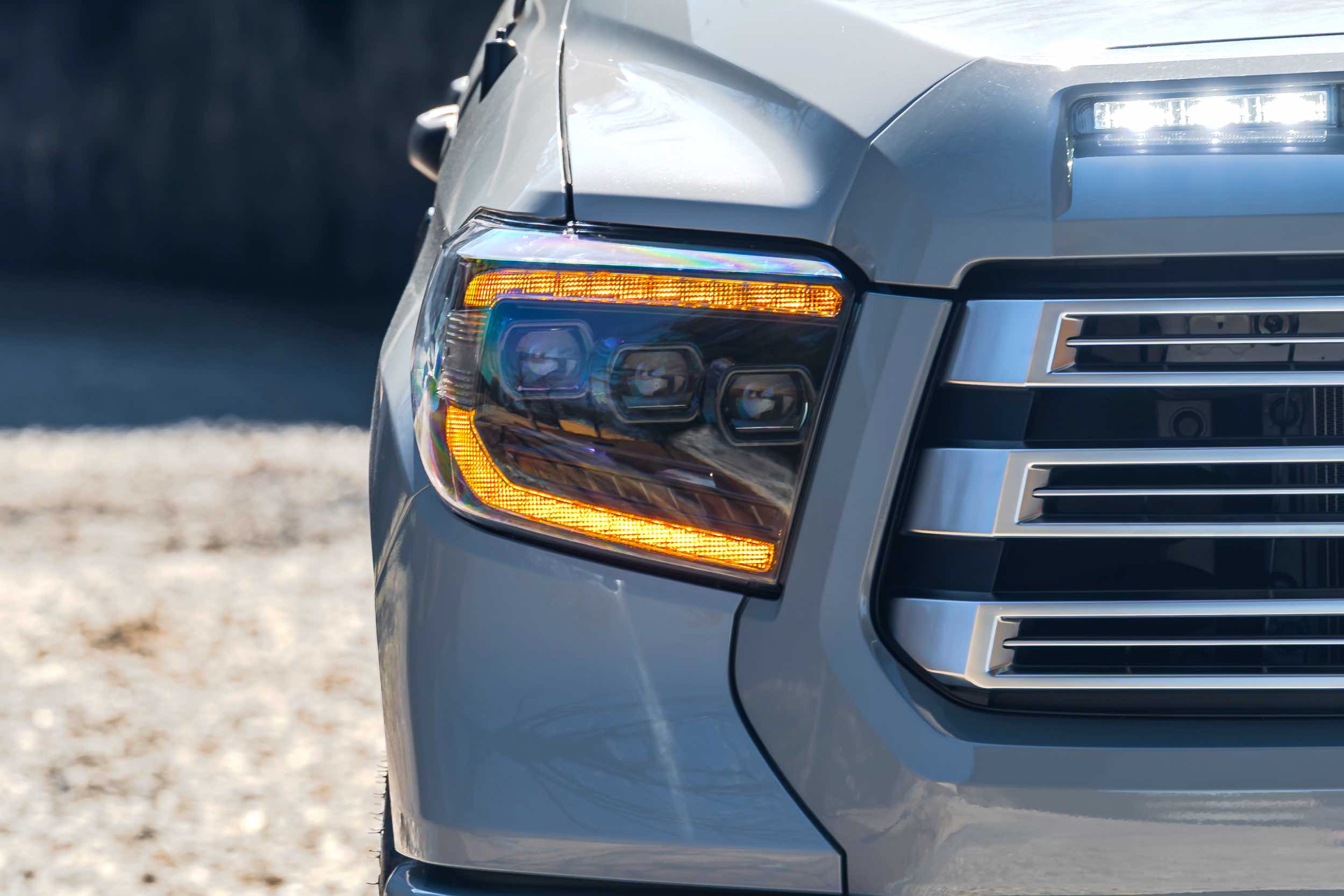 Toyota Tundra (14-21): Morimoto XB LED Headlights (Amber DRL /Gen